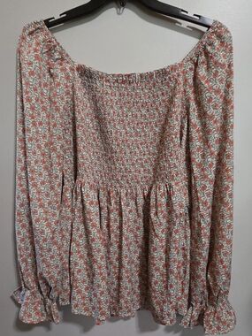 ChicSoul Floral Smocked Women's Blouse in Coral & Green